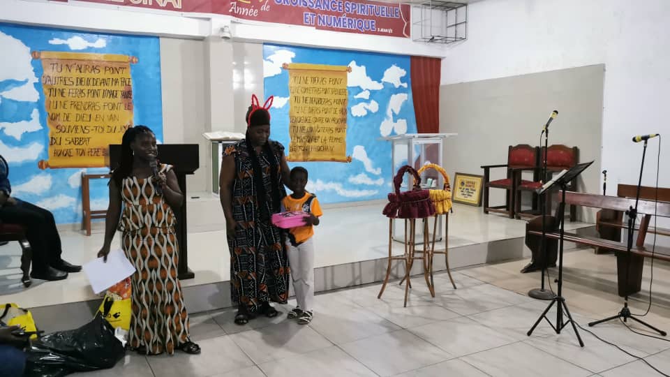 La FAS a donne le sourire aux orphelins et aux enfants de familles démunies de Yopougon 24/12/2025